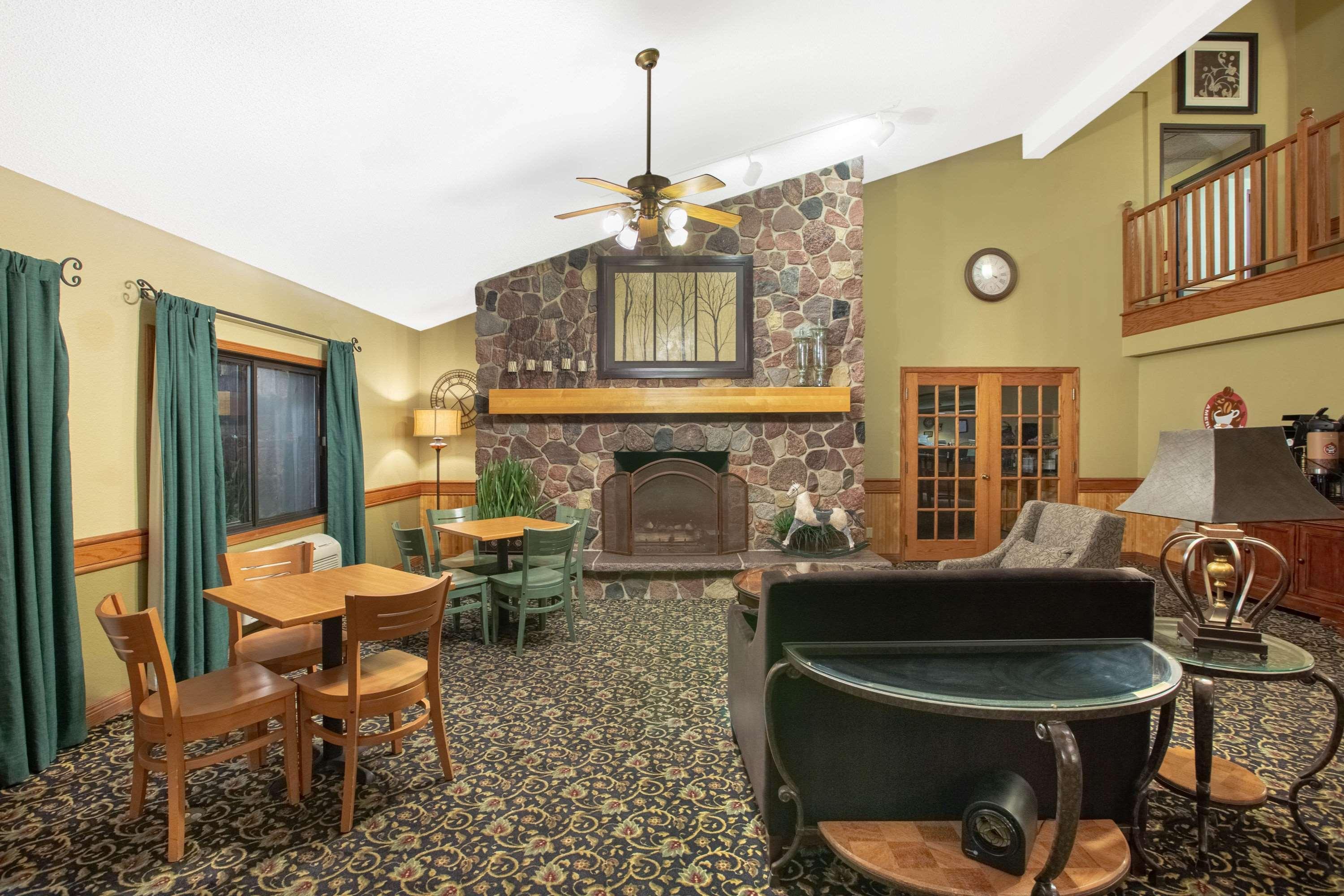 Americinn By Wyndham Kearney Buitenkant foto