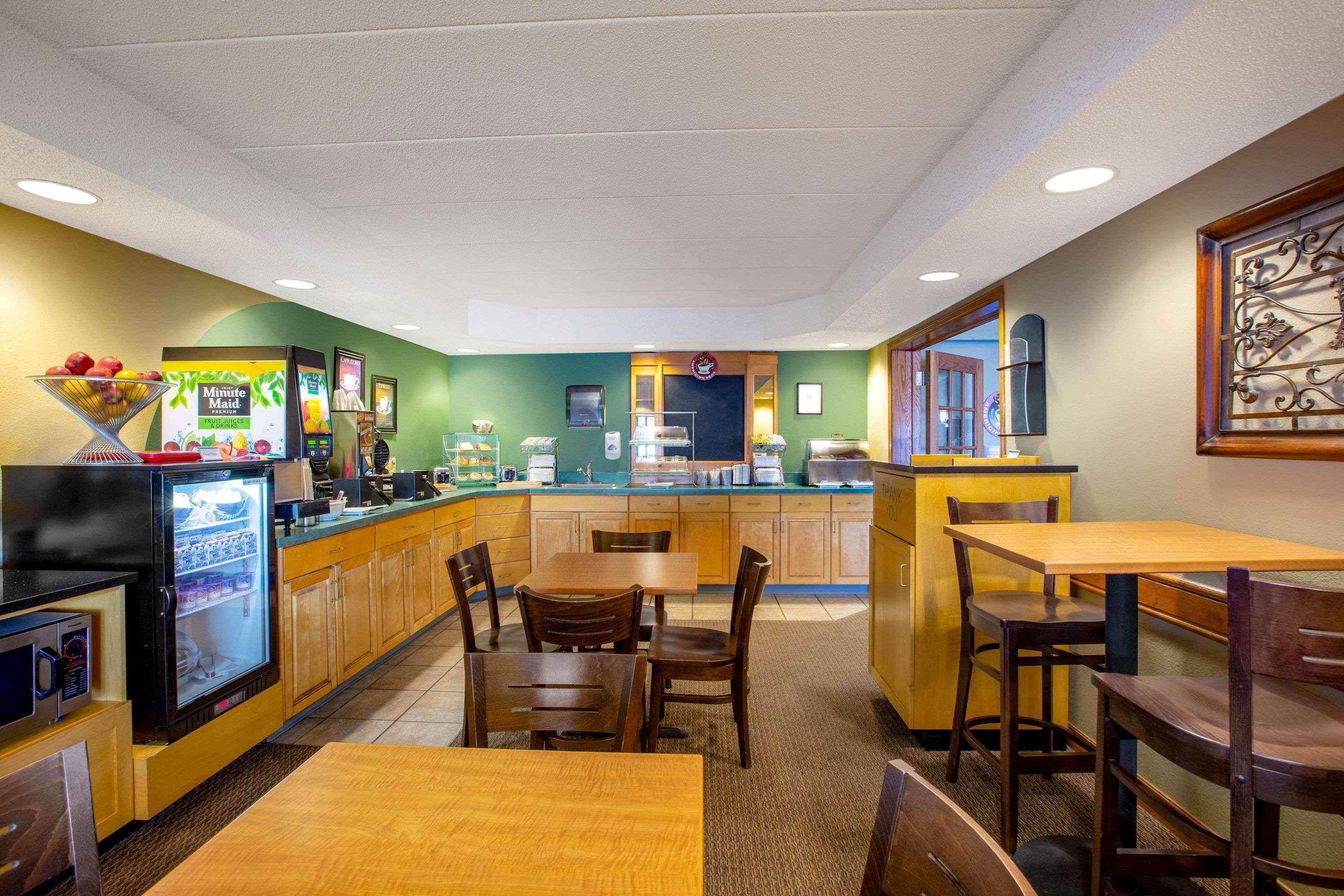 Americinn By Wyndham Kearney Buitenkant foto