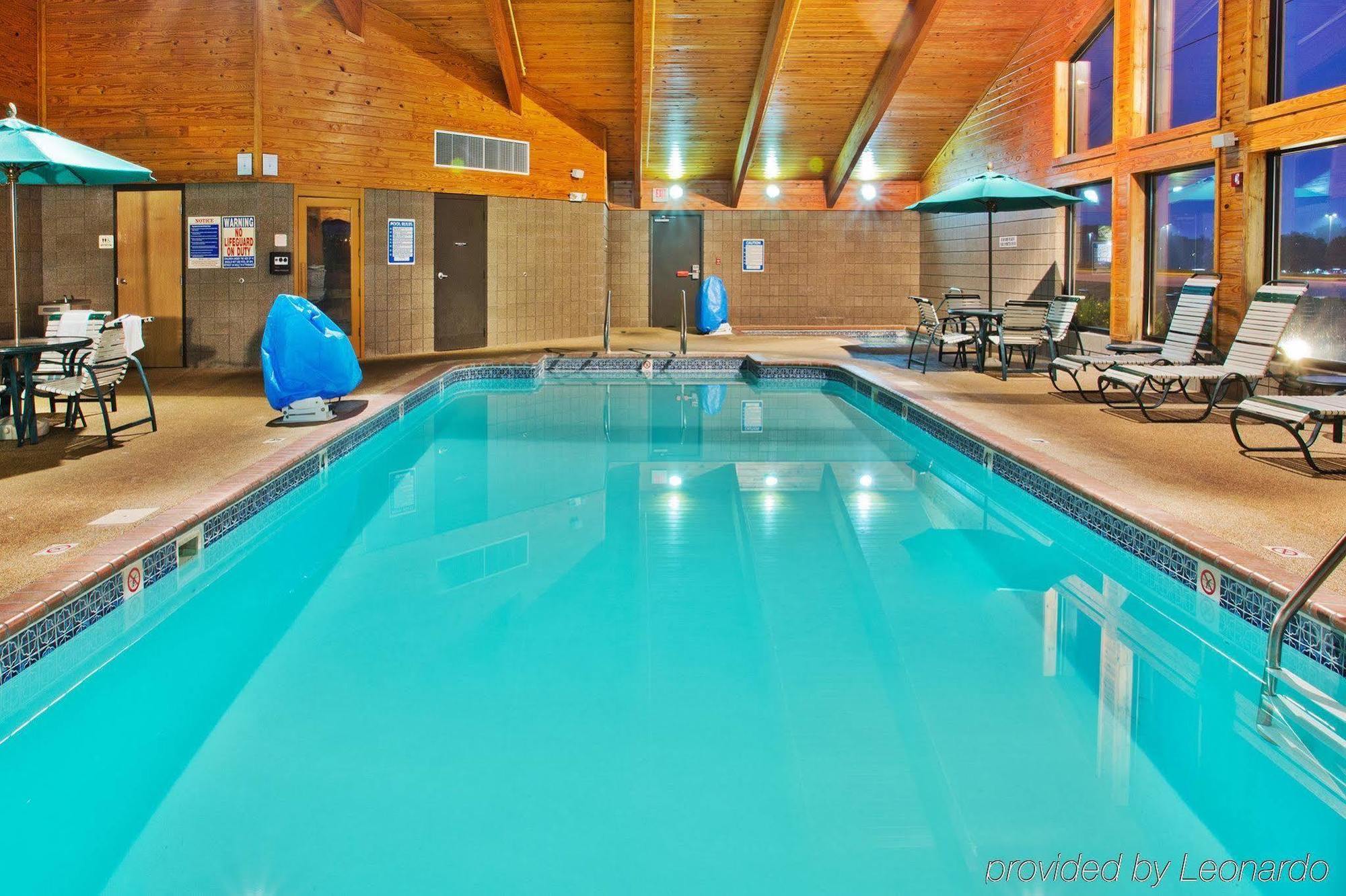 Americinn By Wyndham Kearney Buitenkant foto