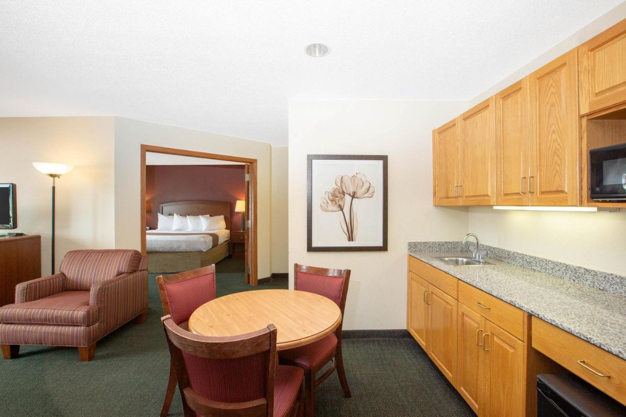 Americinn By Wyndham Kearney Buitenkant foto
