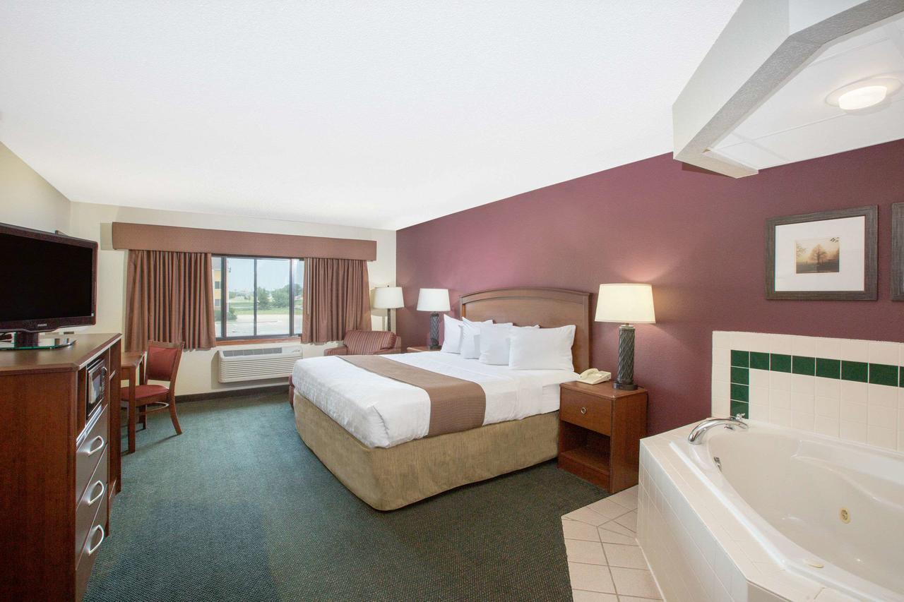 Americinn By Wyndham Kearney Buitenkant foto