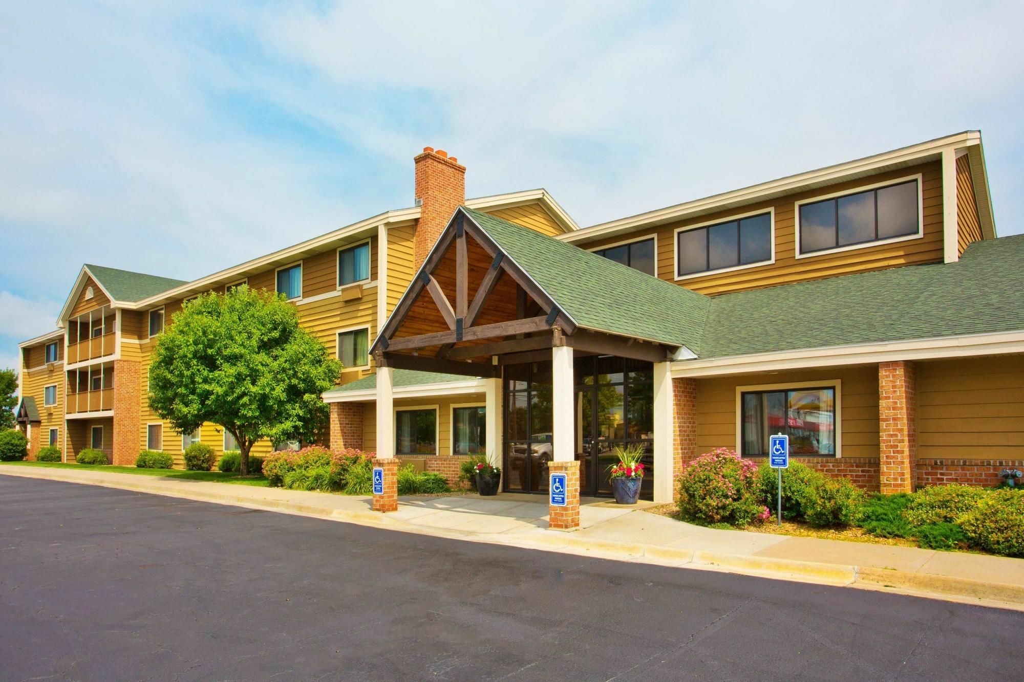 Americinn By Wyndham Kearney Buitenkant foto